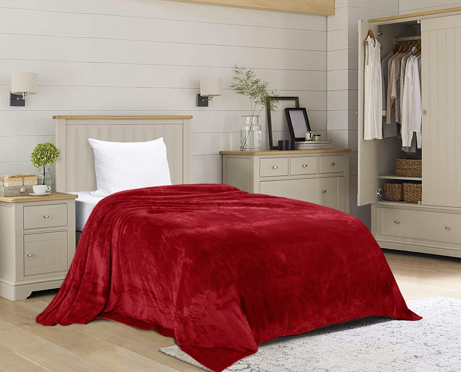 Burgundy 300 GSM Luxury Twin Size Bed Blanket - Soft Fuzzy Fleece Blanket